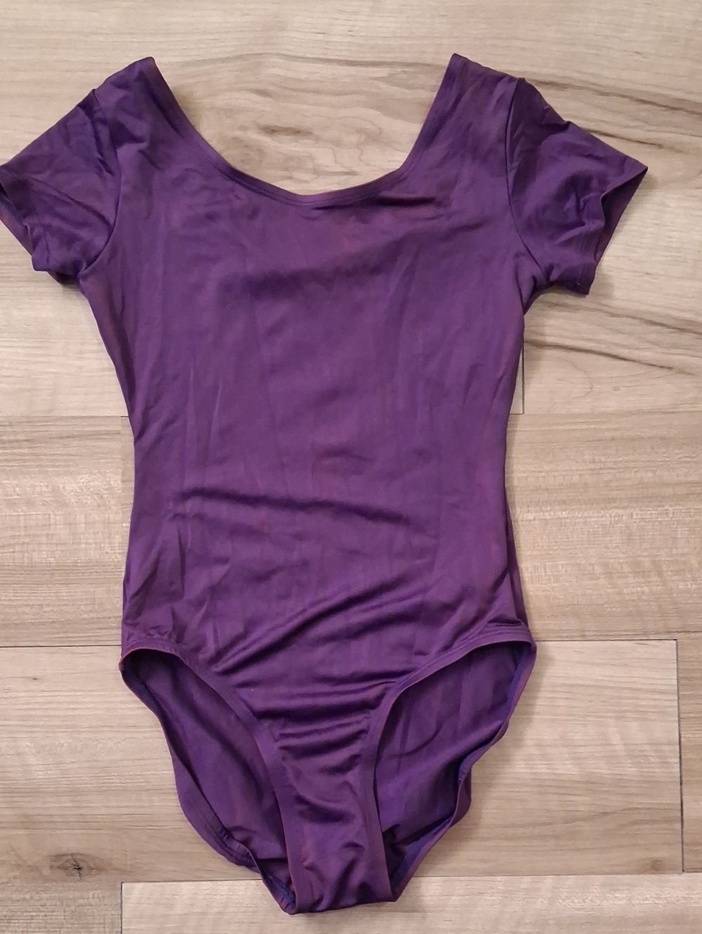 Girls Purple Short-Sleeve Dance Leotard Imperfections (L)